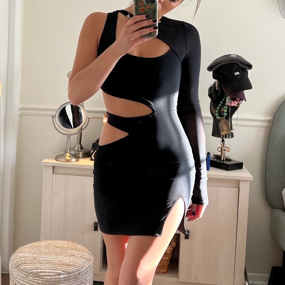 Cut out mini black poster girl dress size L